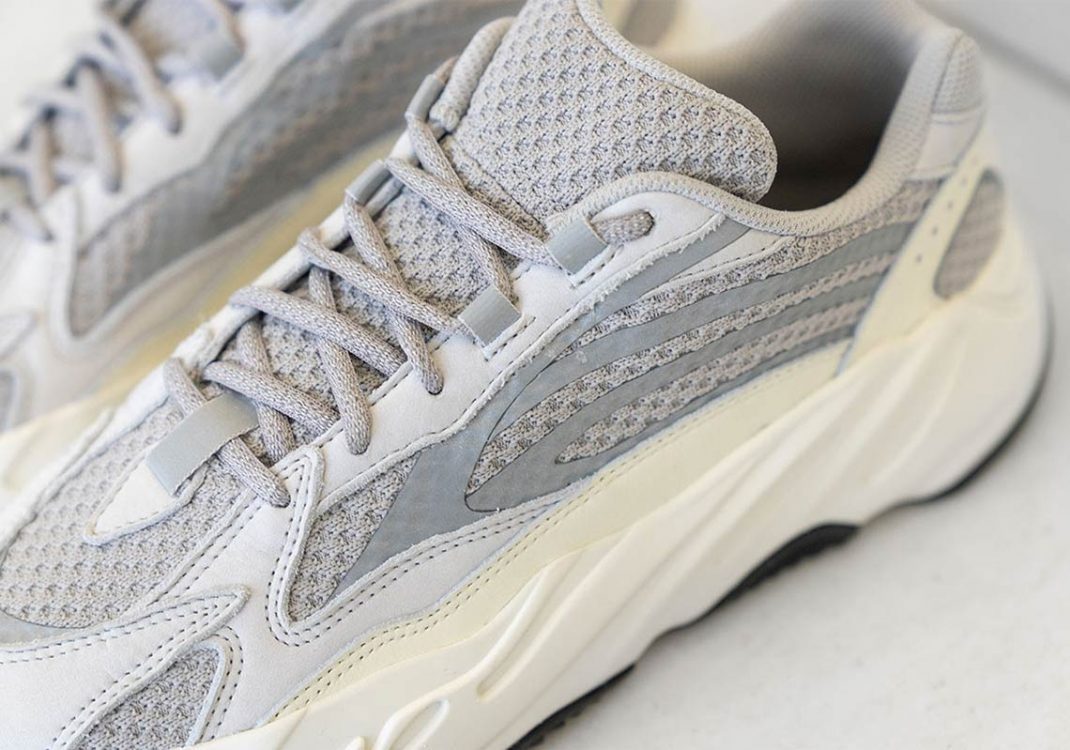 adidas-yeezy-boost-700-v2-static