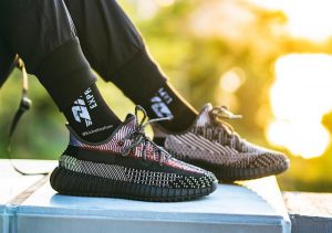 Adidas Yeezy Boost 350 v2 Yecheil