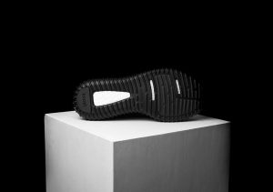 adidas-yeezy-boost-350-black