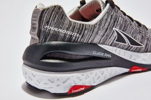 altra-paradigm-4-grey-white