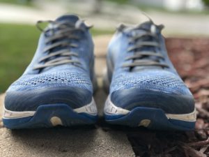 altra-paradigm-4-white-blue