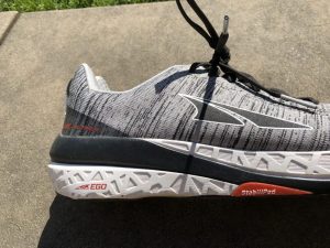 altra-paradigm-4-grey-white