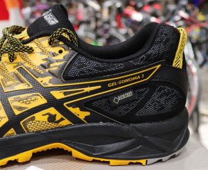 asics-gel-sonoma-3-black-yellow