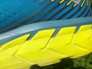hoka-one-one-clifton-5-green-yellow