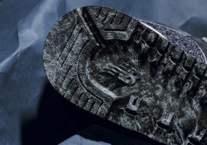 new-balance-574-invincible