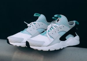 nike-air-huarahce-ultra-pure-platinum-black-igloo