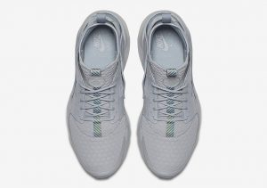 nike-huarache-ultra-premium-se-2- grey