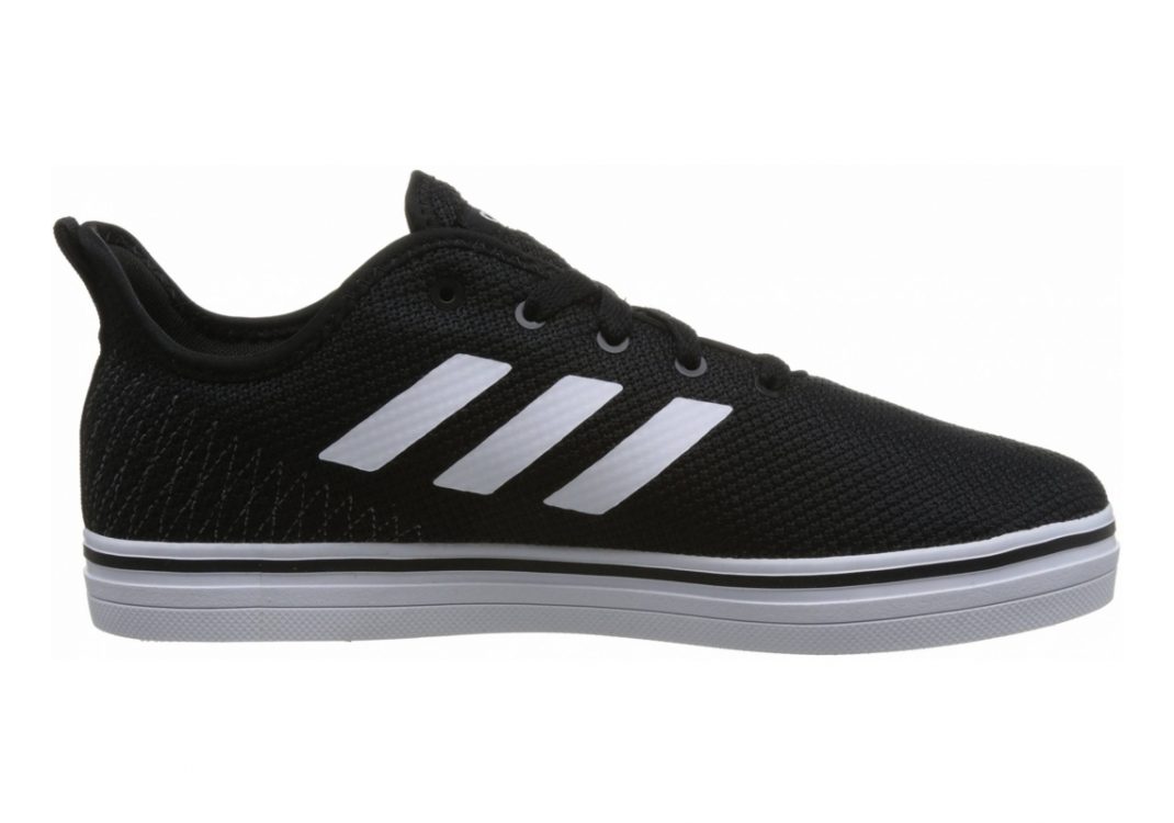 Adidas True Chill Black (Cblack/Ftwwht/Ftwwht Cblack/Ftwwht/Ftwwht)