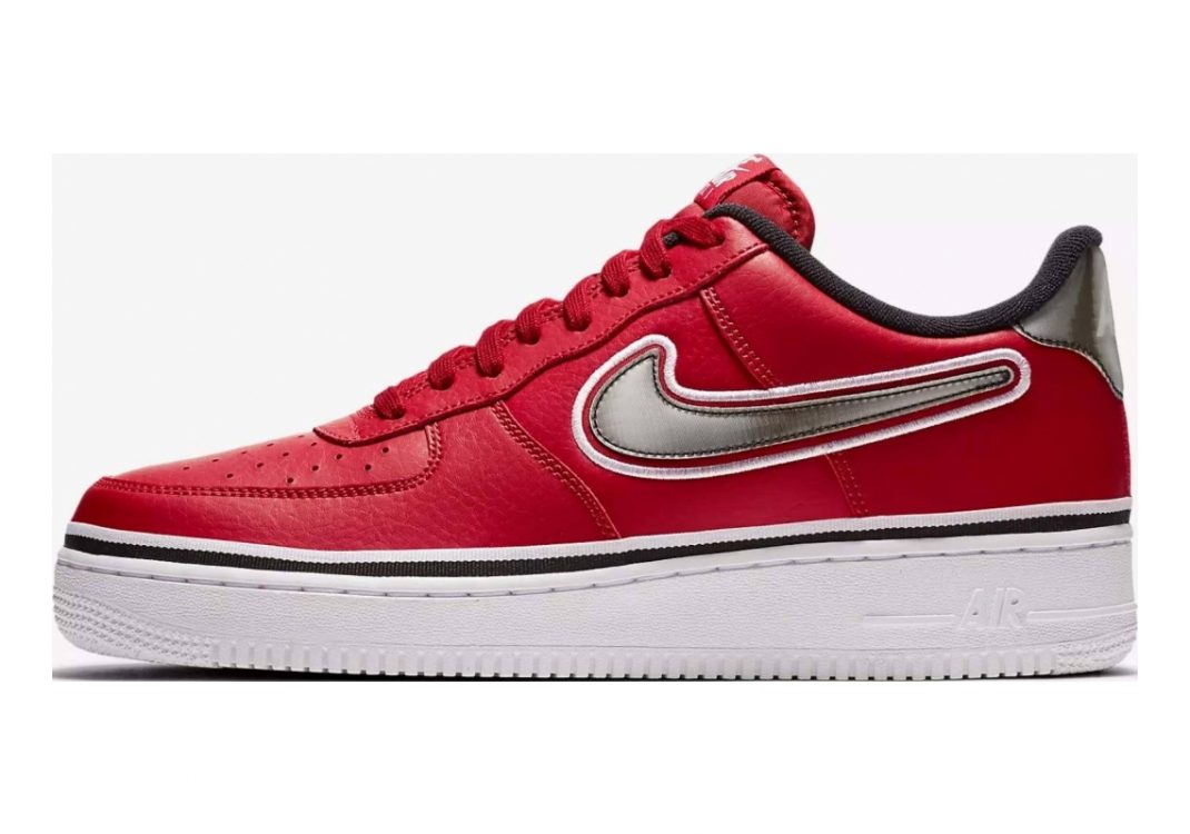 Nike Air Force 1 07 LV8  Red