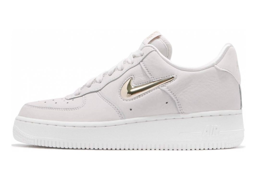 Nike Air Force 1 07 Premium LX 3