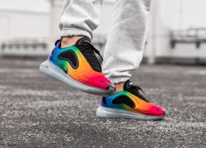 Nike Air Max 720 76 . 4