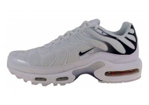 Nike air max plus shark outlet black