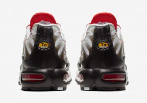 Nike Air Max Plus Sketch Logo