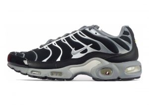 Nike air max outlet plus black and gray