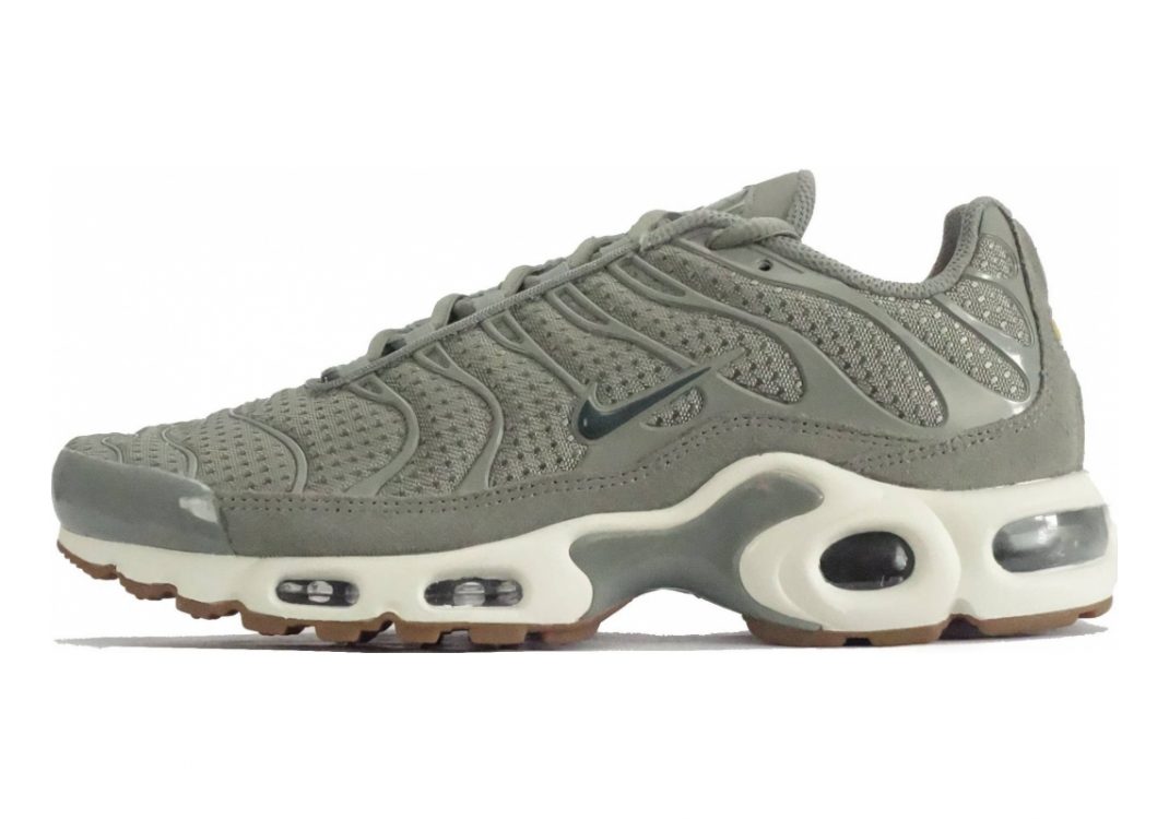 Nike Air Max Plus Dark Stucco Green Sail 053