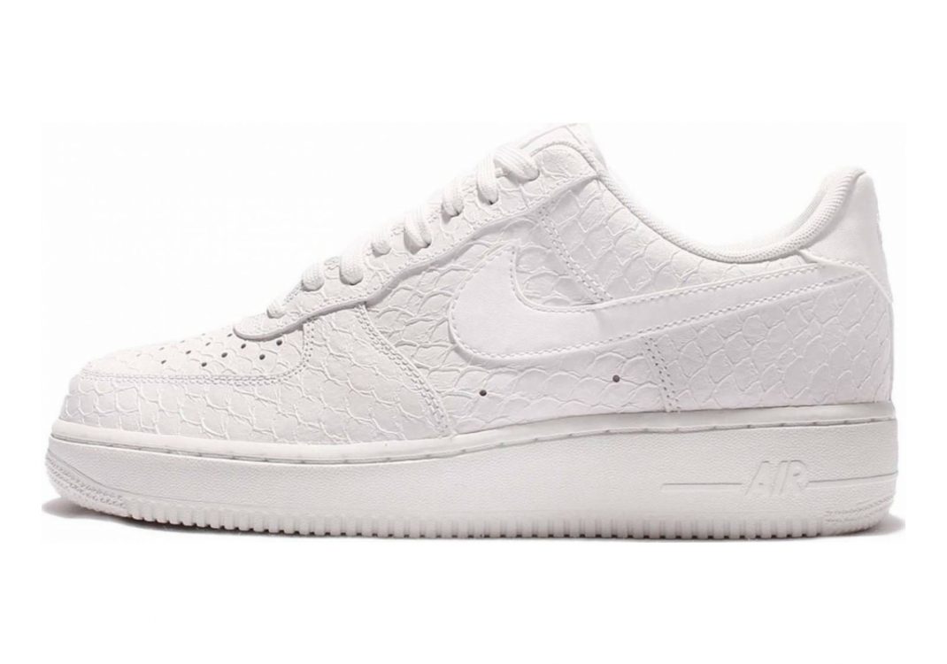 Nike Air Force 1 07 LV8 White