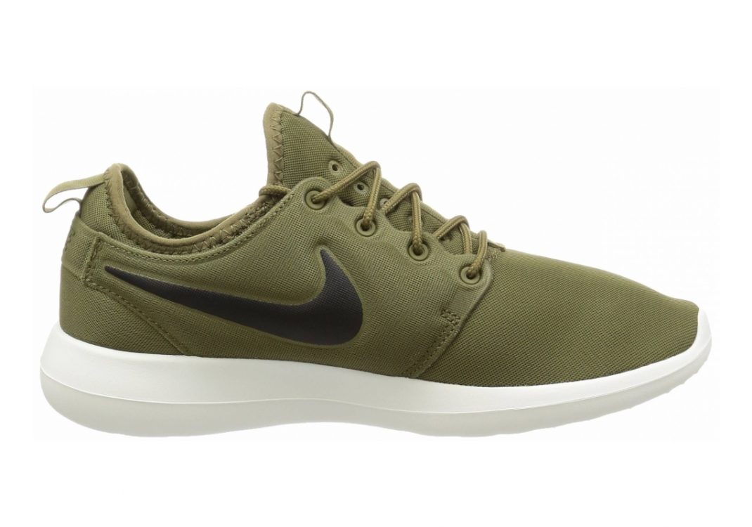 Nike green roshe best sale