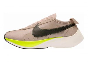 Nike Moon Racer Beige