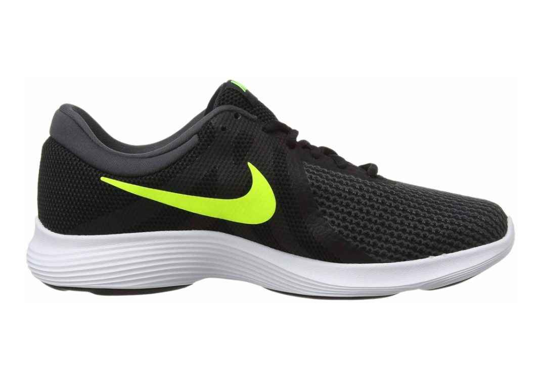Nike Revolution 4 Schwarz