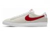 Nike SB Air Zoom Blazer Low GT Bianco (White/University Red 000)