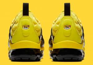 Black yellow vapormax best sale