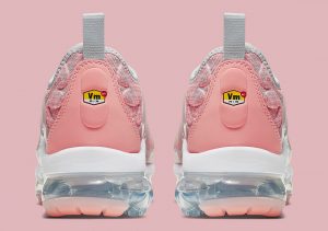Nike Vapormax Plus Pink
