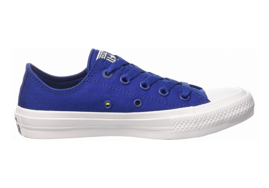 Converse Chuck II Low Top Blue