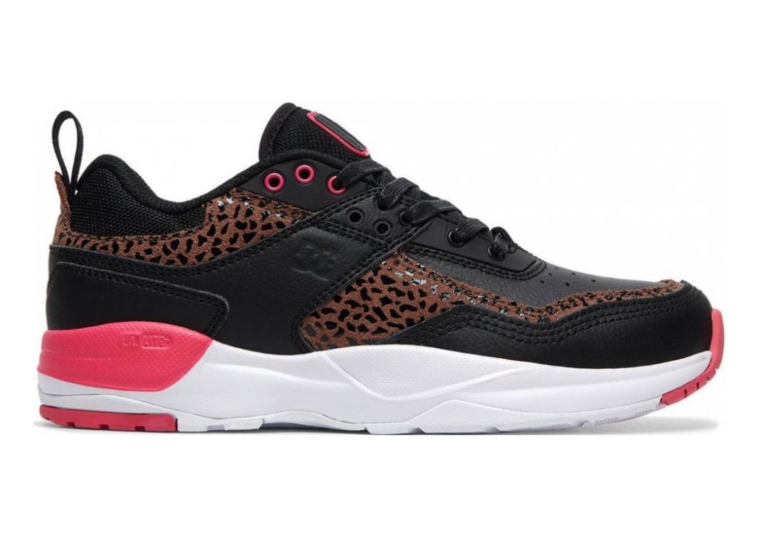 DC E. Tribeka SE Black