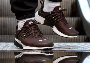 Nike Air Presto Essential Velvet Brown