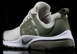 Nike Air Presto Light Bone Medium Olive