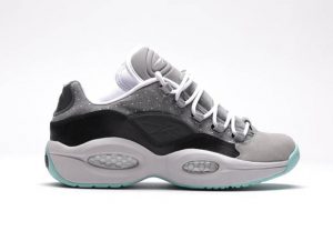 Reebok Questions low R13 Black Tar/Carbon Mint