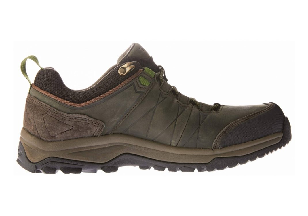 men's teva arrowood riva waterproof low