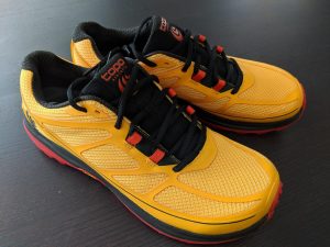 Topo Athletic Terraventure 2 Yellow Black