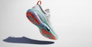 Nike Joyride Run Flyknit Platinum Tint