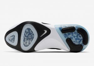 Nike Joyride Run Flyknit Black White