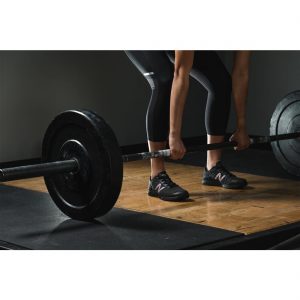 New Balance Minimus Prevail Black/Pink