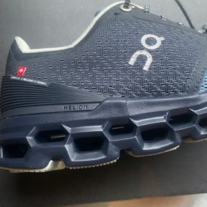 On Cloudstratus Blue