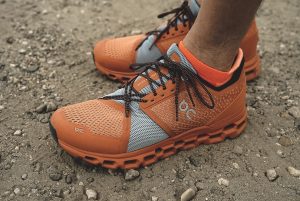 On Cloudstratus Orange/Wash