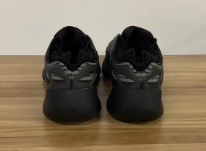 Adidas Yeezy 700 V3 Black