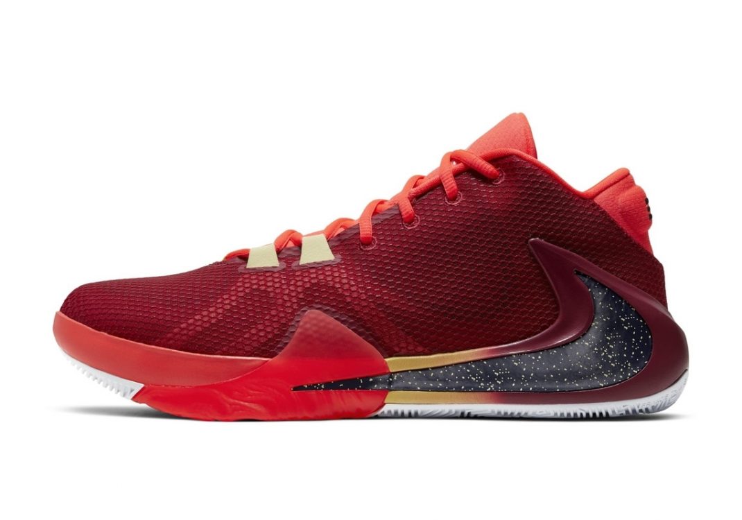 Nike giannis freak on sale 1