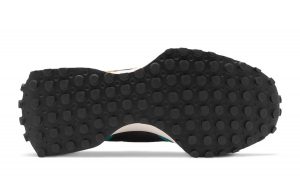 New Balance 327 Black/Multi Color