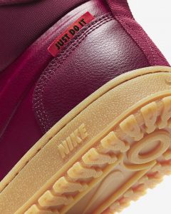 Nike Path Winter Brown/Chrome/Dark Beetroot