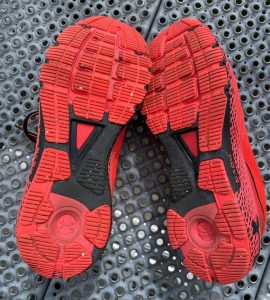 Under Armour HOVR Machina Red