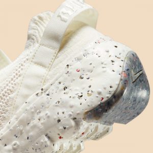Nike Space Hippie 04 Cream