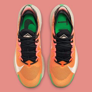 Nike Pegasus Trail 2 Kumquat/Black/Atomic Pink/Crimson Tint