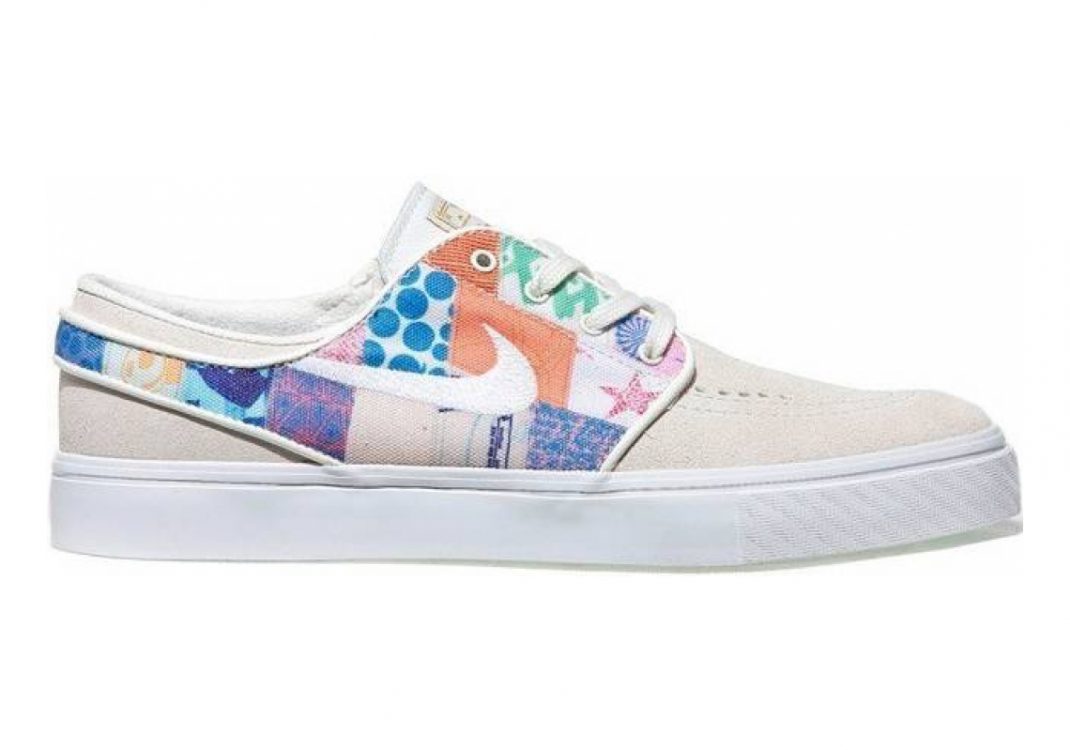 Summit White / Black - White Materials (333824119)