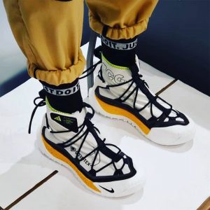 Nike ACG Air Terra Antarktik Summit White/University Gold/Volt