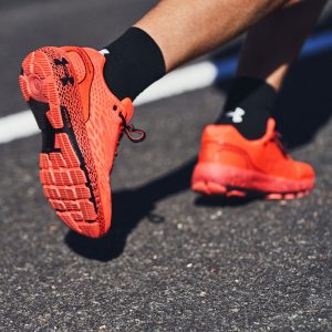 Under Armour HOVR Machina Red