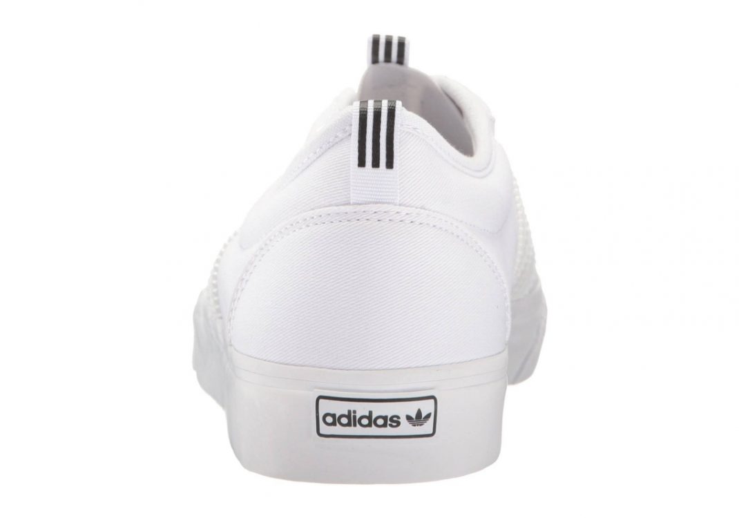 White/Black/White (BB8497)