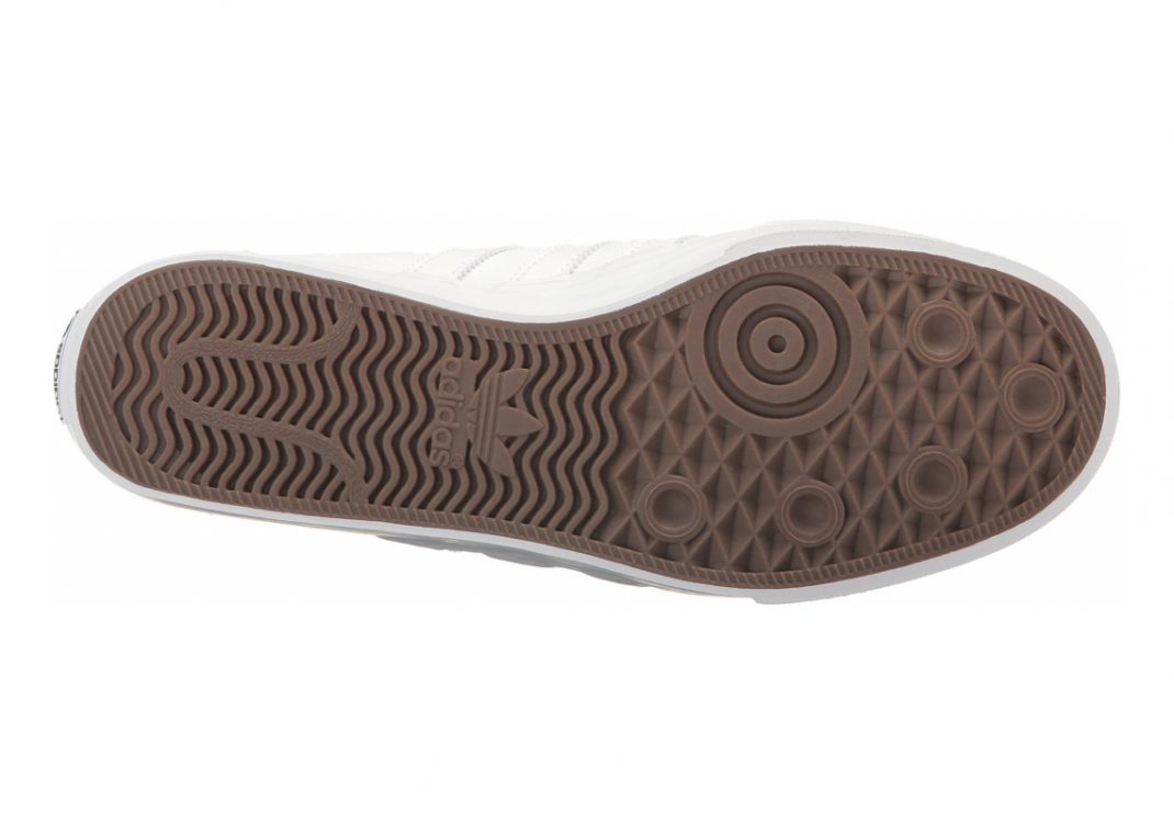 White/Black/White (BB8497)